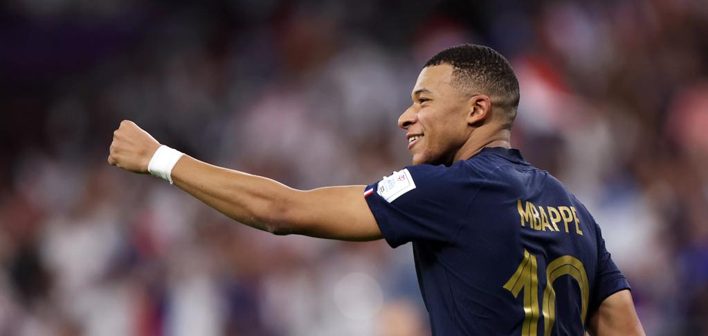 Mbappe chói sáng, Pháp tiến vào tứ kết World Cup 2022