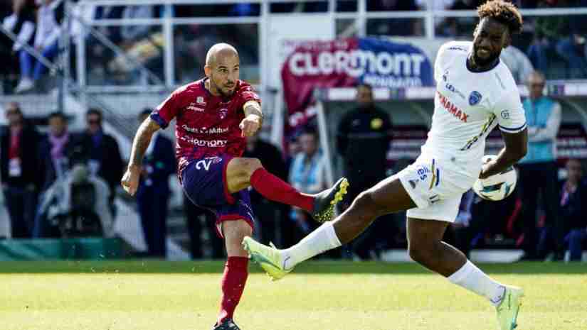 Soi Kèo Auxerre vs Rennes, 23h00 ngày 11/3: VĐQG Pháp