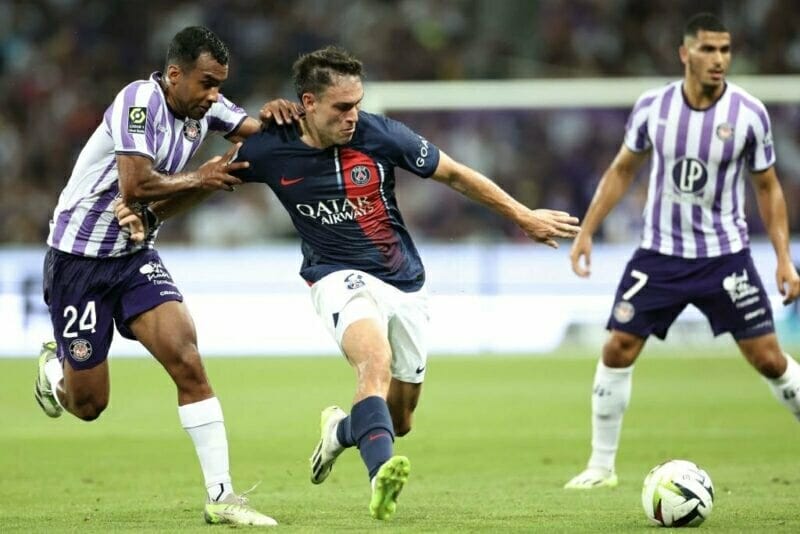 Kết quả bóng đá Toulouse vs PSG: Mbappe không cứu nổi nhà vua