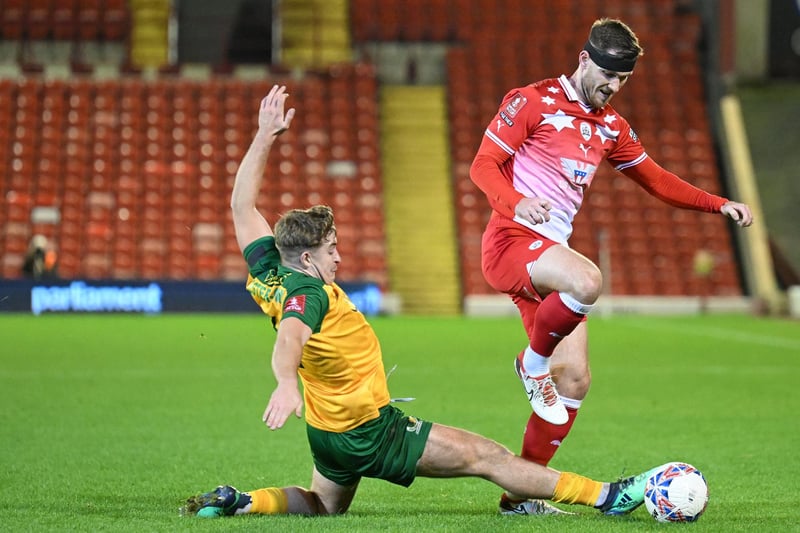 Soi kèo Horsham vs Barnsley, 02h30 ngày 15/11 FA Cup