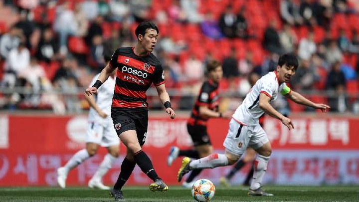 Soi Kèo Pohang vs Suwon, 17h30 ngày 02/04