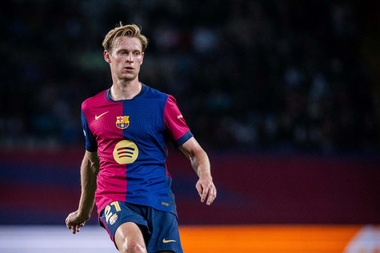 Frenkie de Jong trở lại, bác tin đồn "ngồi mát ăn bát vàng" tại Barca